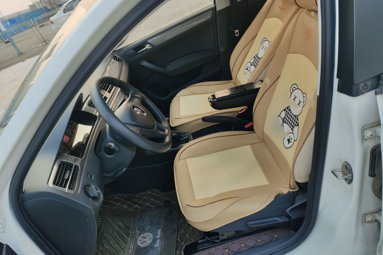 大众 桑塔纳 2017款 浩纳 1.6L 自动风尚版中控内饰19