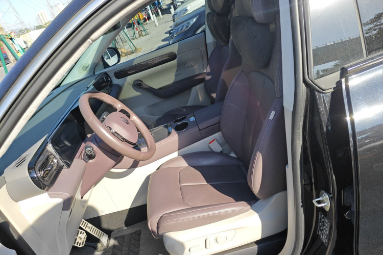 零跑汽车 零跑C11 2023款 增程 285智享版中控内饰19