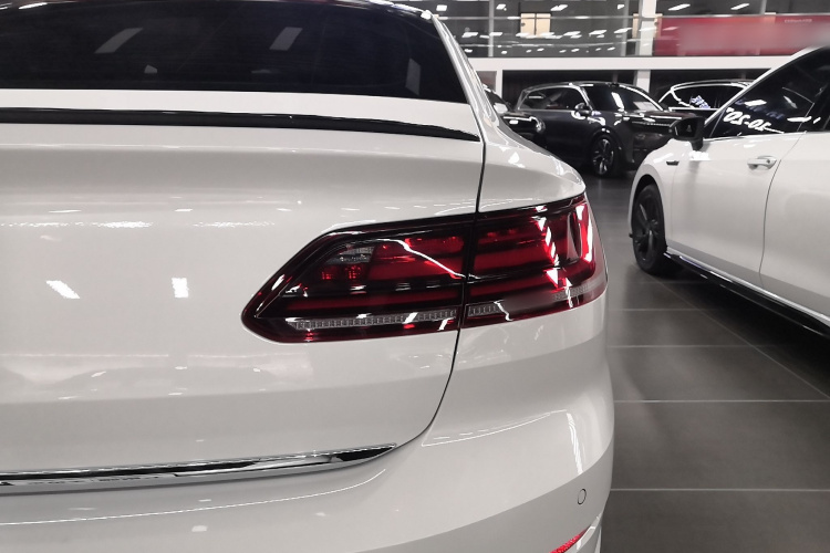 一汽-大众CC 2024款 380TSI 夺目版车身外观6006