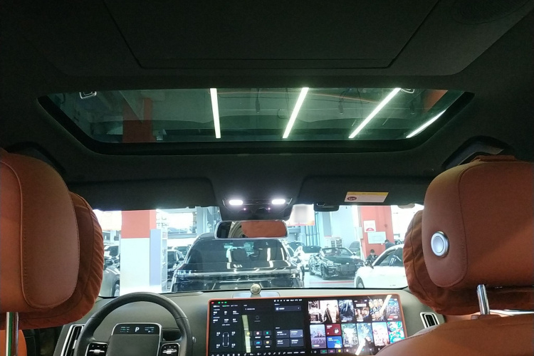 理想汽车 理想L9 2023款 Pro中控内饰22