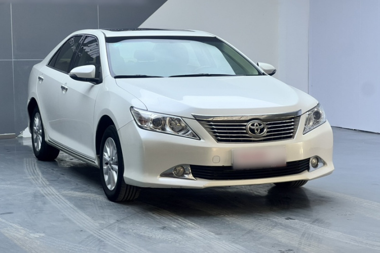 丰田 凯美瑞 2013款 2.0G 舒适版车身外观6002