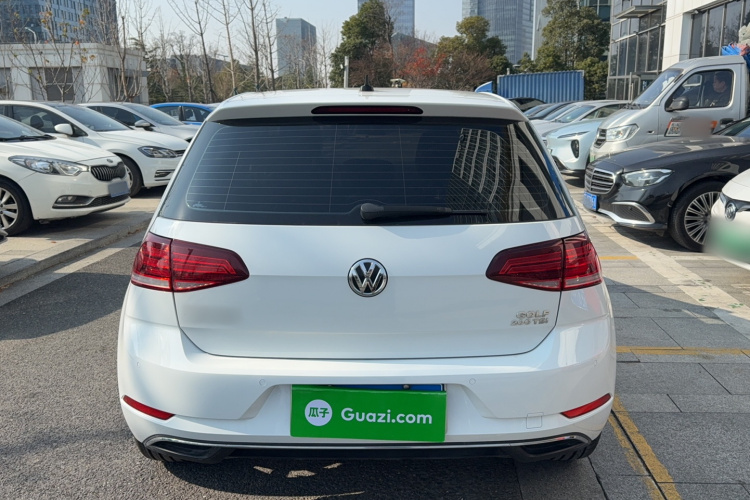 大众 高尔夫 2020款 200TSI DSG舒适进取版车身外观6004