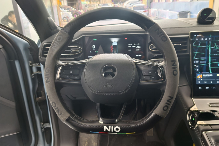 蔚来ES6 2020款 490KM 运动版中控内饰7005