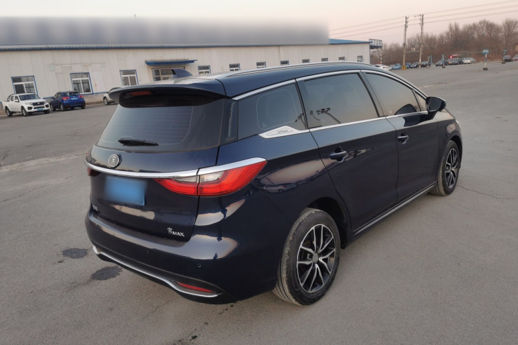 比亚迪 宋MAX 2017款 1.5T 自动智联尊贵型 7座车身外观6003