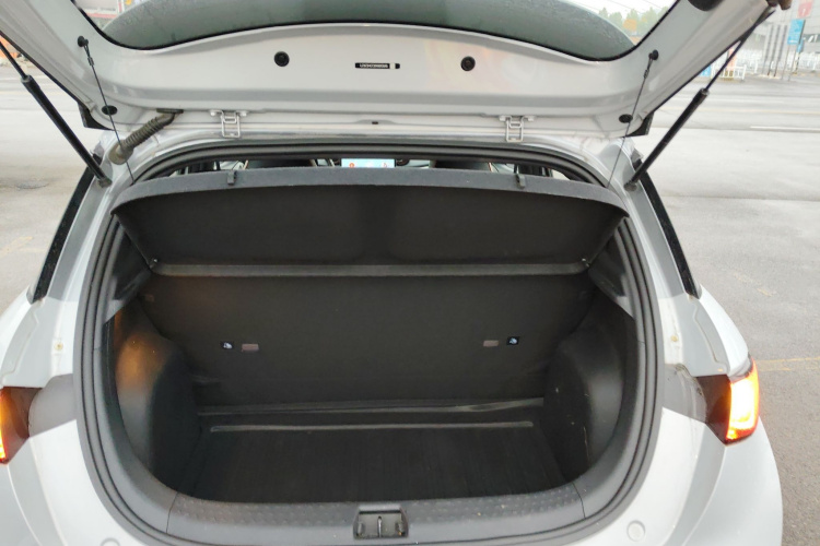 比亚迪 海豚 2021款 405km 自由版机舱底盘23