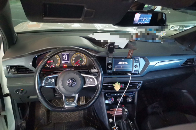 大众 途岳 2019款 280TSI 两驱R-Line 国V中控内饰7002