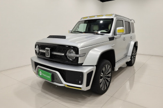 超境汽车 共创坦克300 2021款 2.0T 赛博坦克