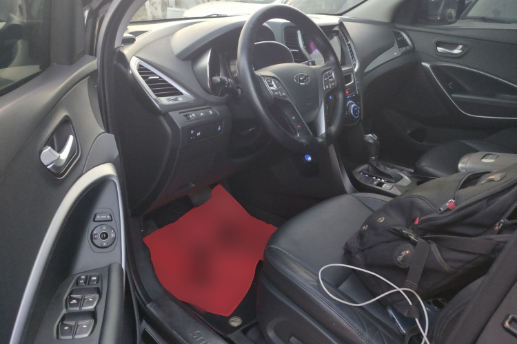 现代 胜达 2015款 2.0T 自动四驱智能型 5座中控内饰19