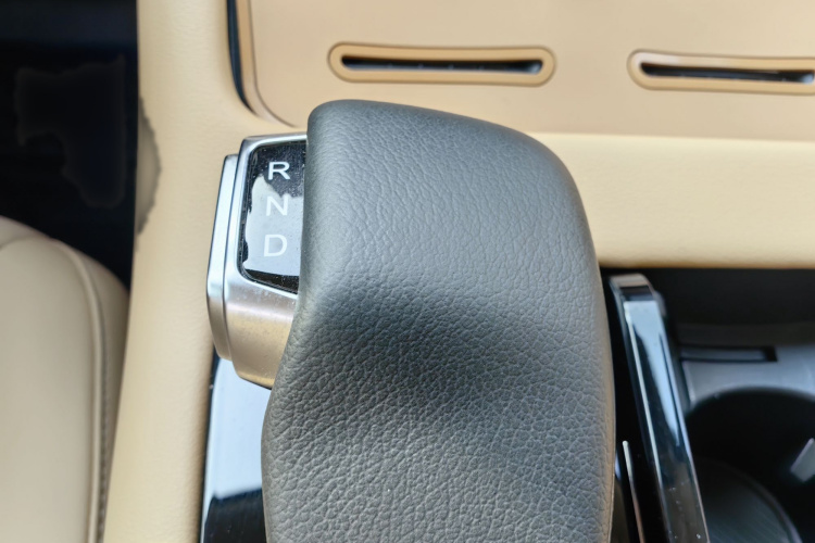 鸿蒙智行 问界M7 2022款 1.5T 后驱舒适版局部细节18