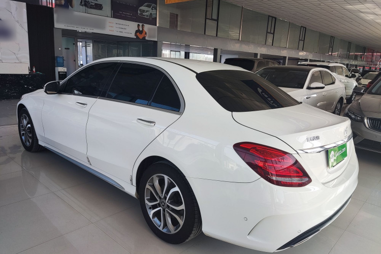 奔驰C级 2015款 C 180 L 运动型车身外观6005