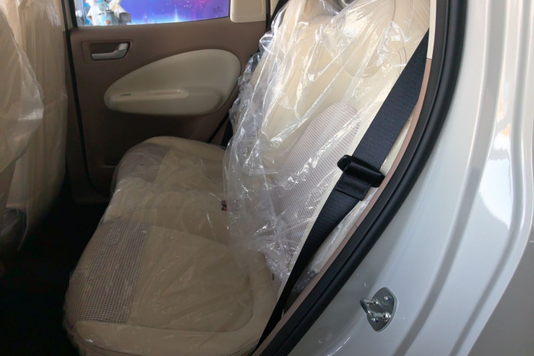 五菱汽车 宏光MINIEV 2025款 四门版 进阶款中控内饰21