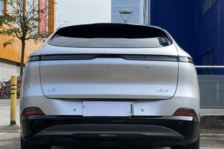 小鹏G6 2023款 755 超长续航 Pro车身外观6005