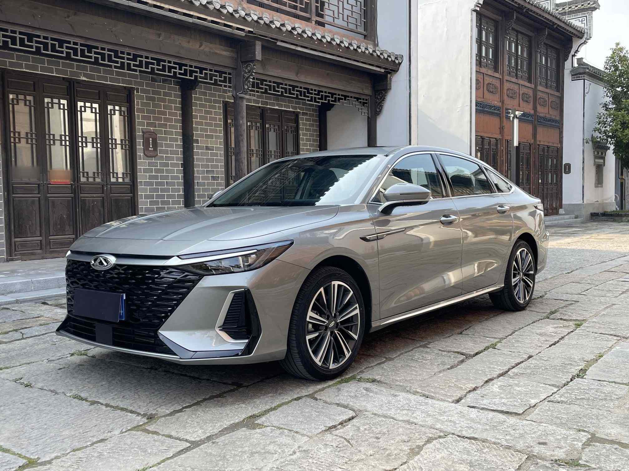 奇瑞 艾瑞泽8 2024款 1.6T DCT智(1)