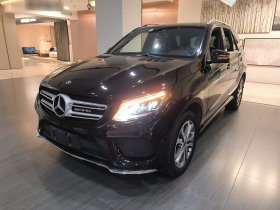 奔驰GLE 2019款 GLE 320 4MATIC 动感型臻藏版