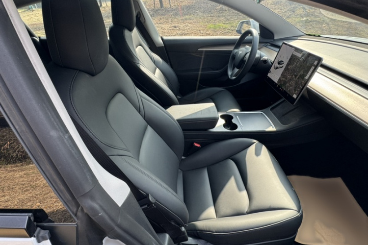 特斯拉 Model 3 2021款 改款 标准续航后驱升级版 3D1局部细节41