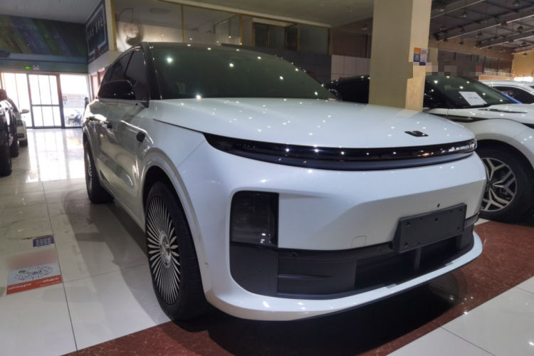 理想汽车 理想L6 2024款 Pro车身外观3
