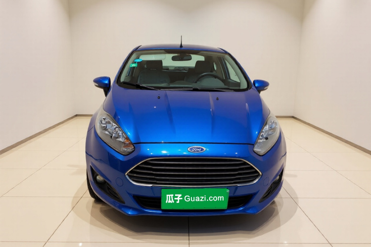 福特 嘉年华 2013款 三厢 1.5L 自动时尚型车身外观2