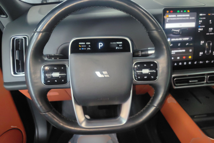 理想汽车 理想L9 2022款 Max局部细节13