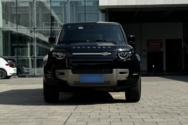 路虎卫士 2023款 改款 110 3.0T P400 X-DYNAMIC HSE车身外观6007