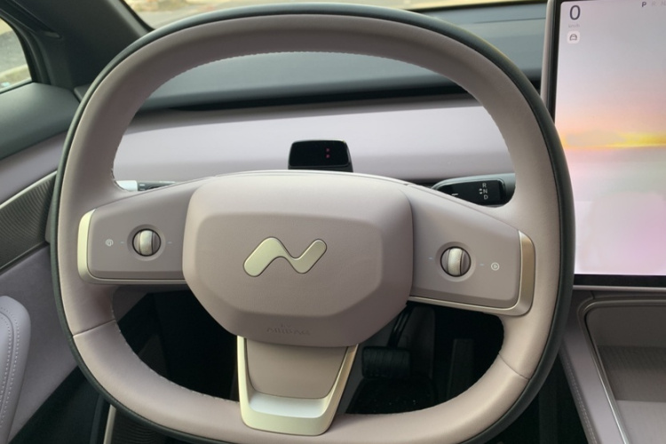 乐道L60 2024款 60kWh 后驱版中控内饰7003