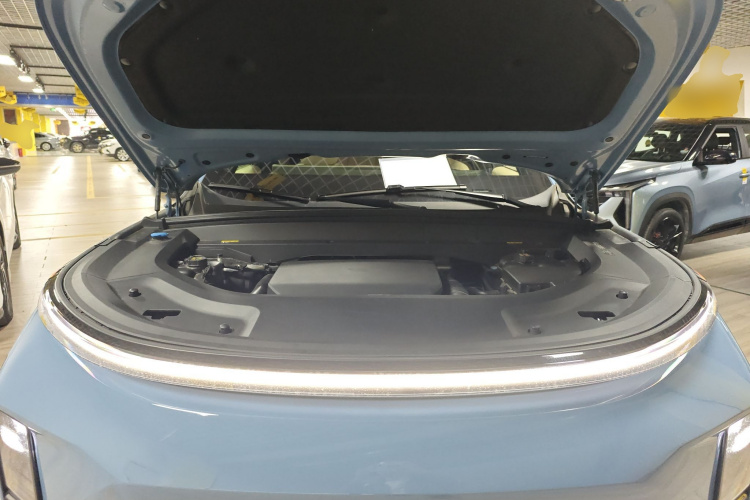 理想汽车 理想L8 2023款 Max局部细节24