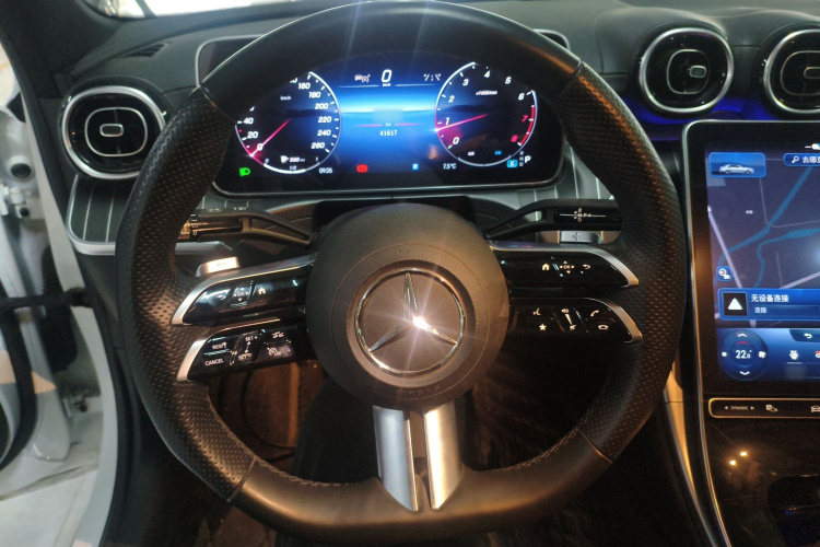 奔驰C级 2023款 C 200 L 运动版局部细节13