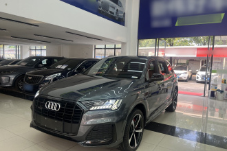 奥迪Q7 2020款 45 TFSI quattro S line运动限量版