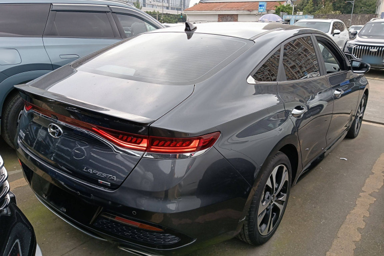 现代 菲斯塔 2021款 280TGDi DLX豪华版车身外观7