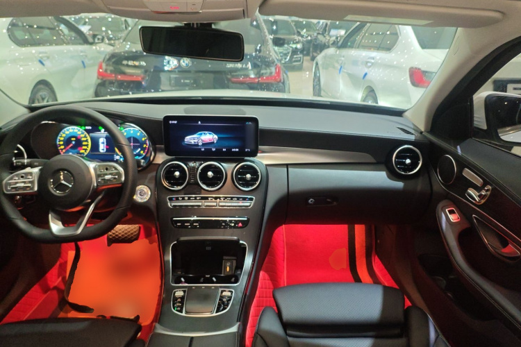 奔驰C级 2021款 C 260 L 运动版中控内饰12