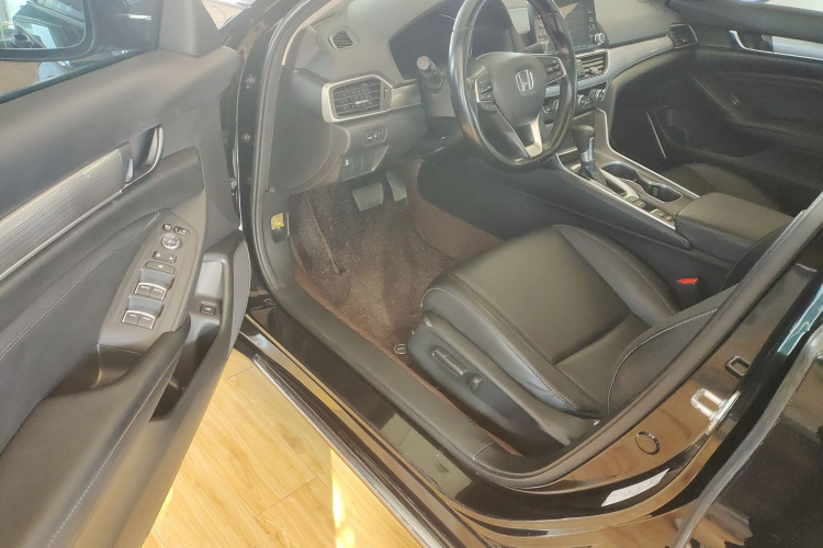 本田 雅阁 2018款 260TURBO 精英版 国VI中控内饰20