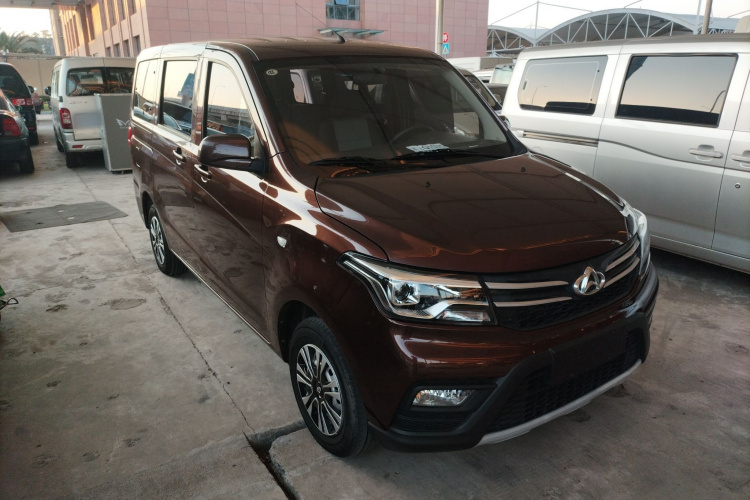 长安凯程 2021款 1.5L欧诺S智享版双蒸空调客车JL473QG车身外观3