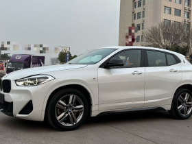 宝马X2 2023款 sDrive25i M运动曜夜版