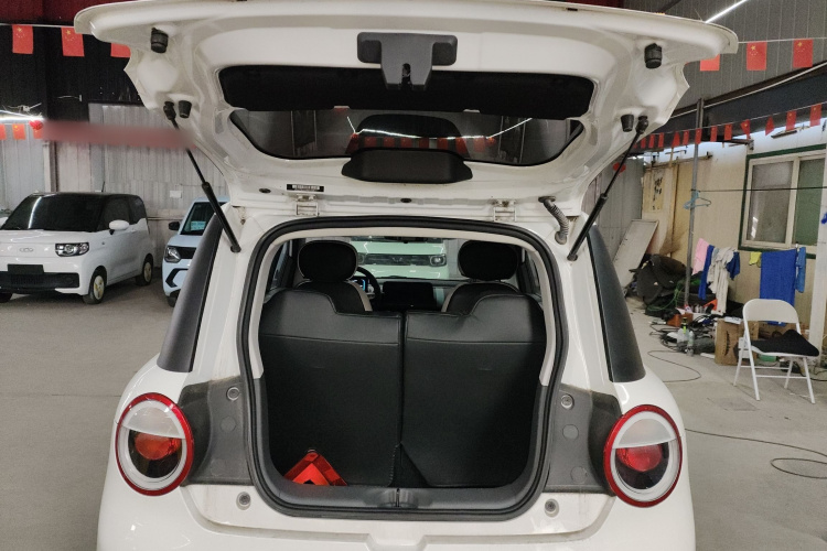 长安启源 长安Lumin 2022款 155km 清甜款机舱底盘23