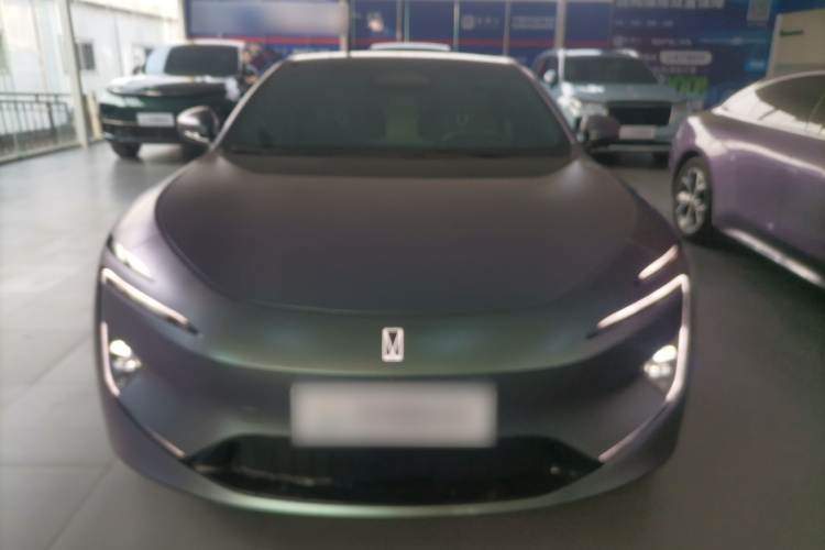 阿维塔12 2024款 700 三激光后驱奢享版车身外观6001