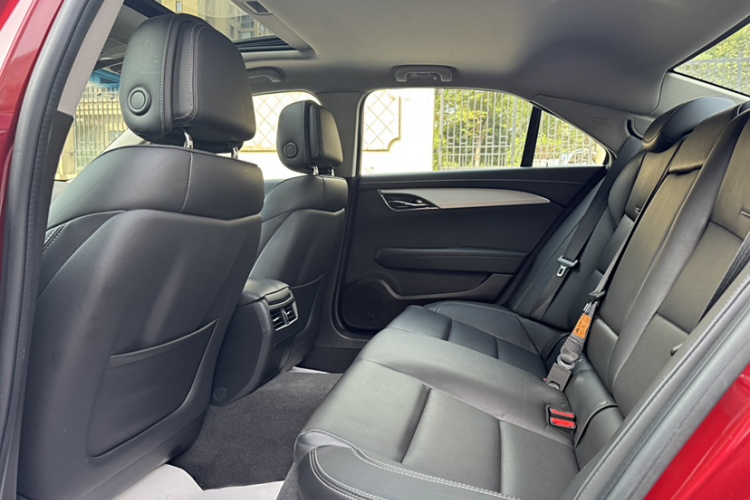 凯迪拉克ATS-L 2017款 28T 时尚型中控内饰7002