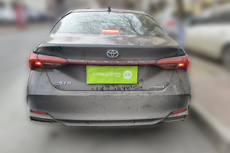 丰田 亚洲龙 2022款 双擎 2.5L 豪华版车身外观6