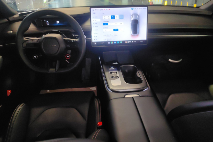 小米汽车 小米SU7 2024款 后驱长续航智驾版中控内饰7002