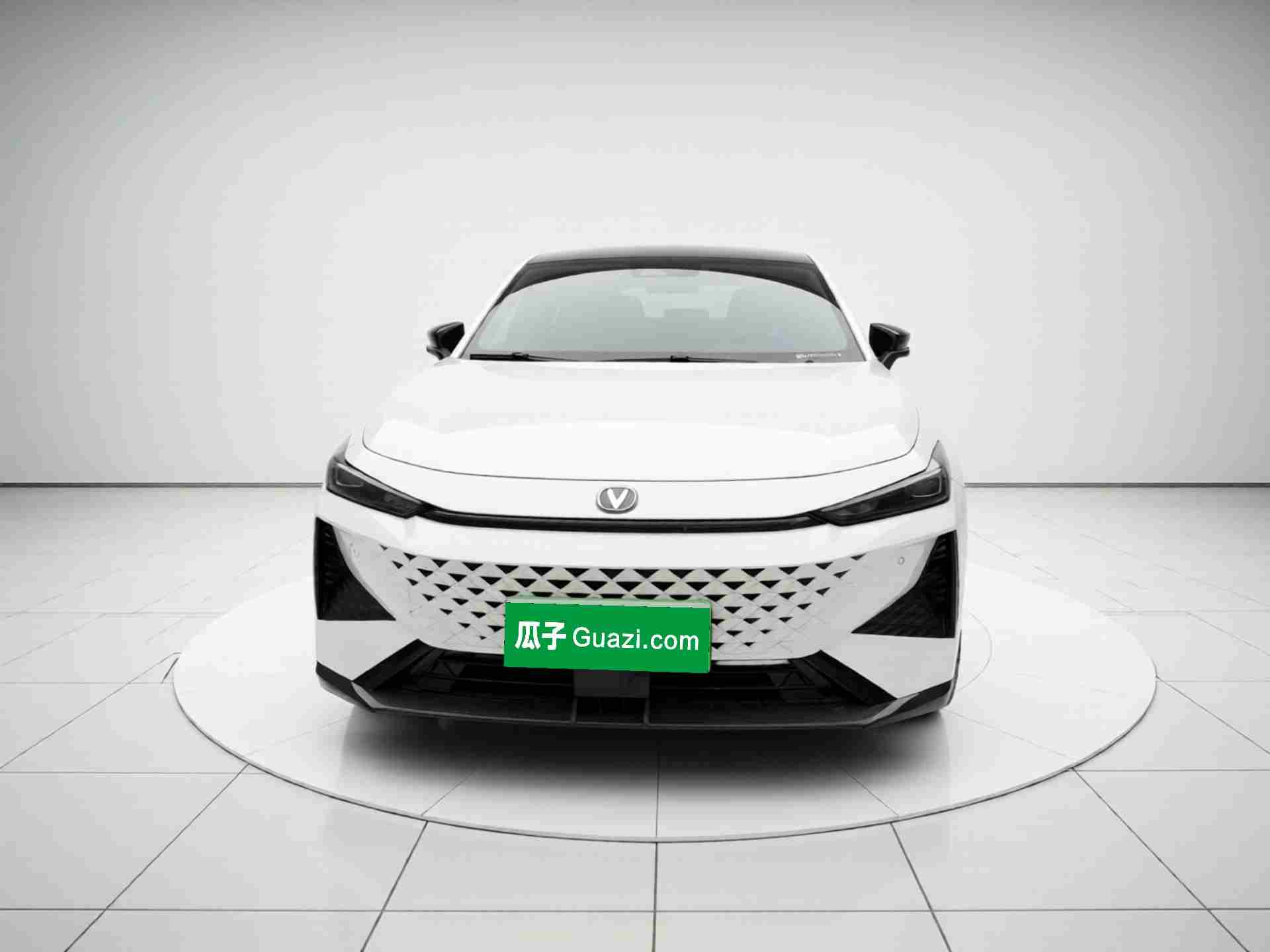 南京二手长安UNI-V 2024款，这油耗能省下多少买菜钱？
