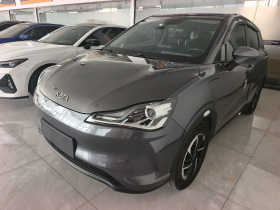 哪吒汽车 哪吒V 2021款 长续航娱乐版