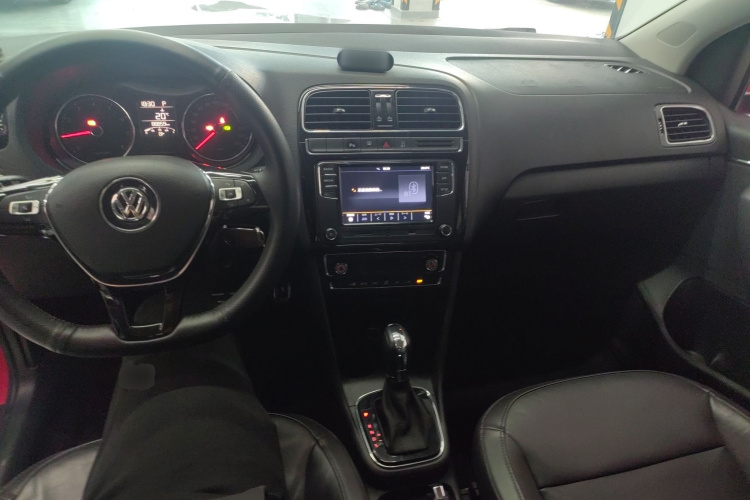 大众 Polo 2014款 1.6L 自动豪华版中控内饰12