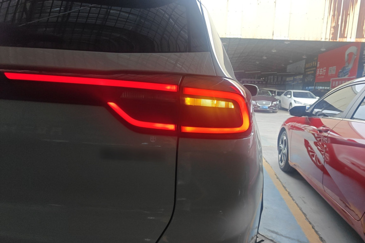 奇瑞 瑞虎8 2020款 230TCI 自动精英版车身外观6001