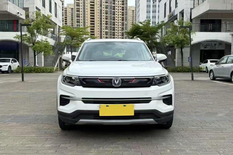 长安CS35PLUS 2020款 1.4T DCT悦联蓝鲸版车身外观6001