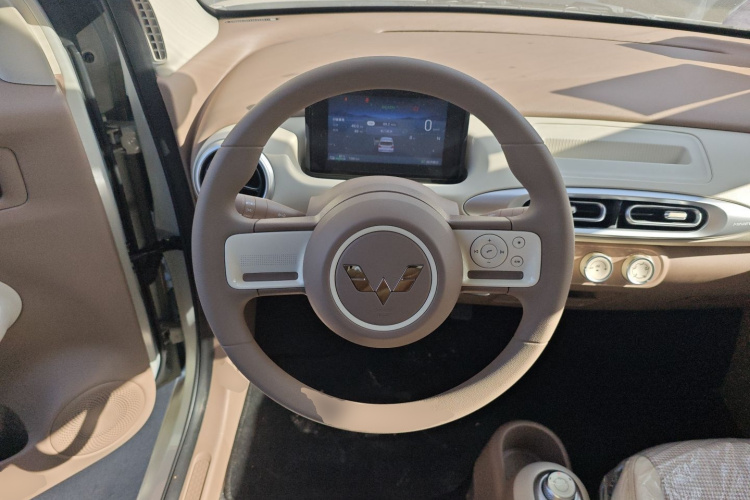 五菱汽车 宏光MINIEV 2025款 四门版 进阶款中控内饰13