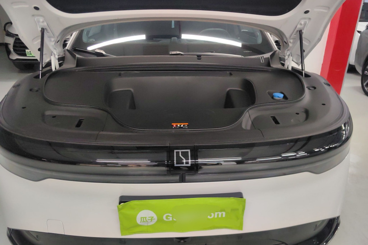 极氪7X 2025款 75kWh 后驱智驾版机舱底盘24