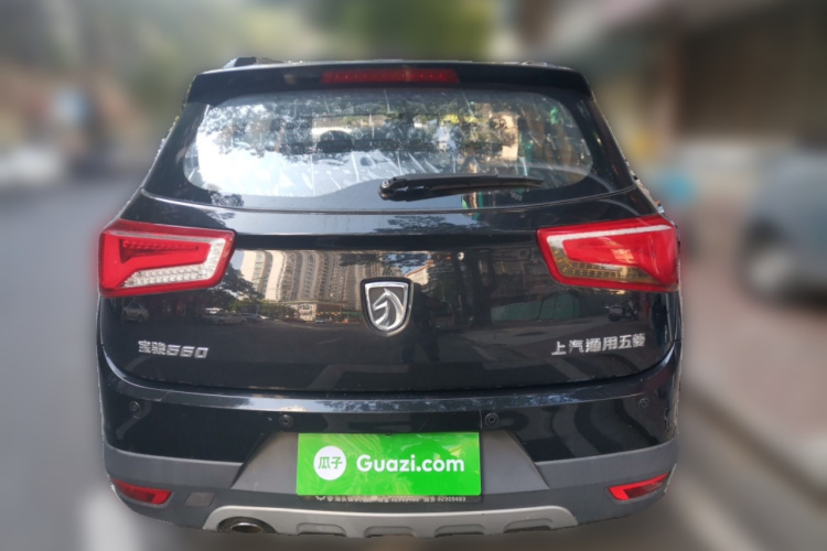 宝骏560 2016款 1.8L iAMT豪华型车身外观6