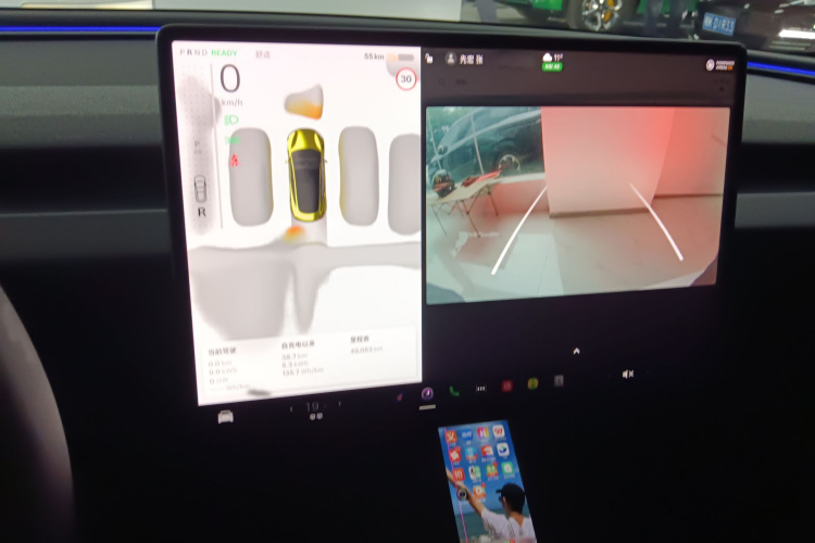 特斯拉 Model 3 2023款 后轮驱动版局部细节16