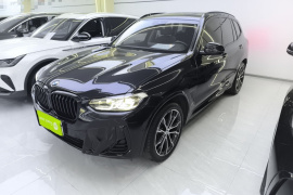 宝马X3 2022款 改款二 xDrive30i 领先型 M曜夜套装