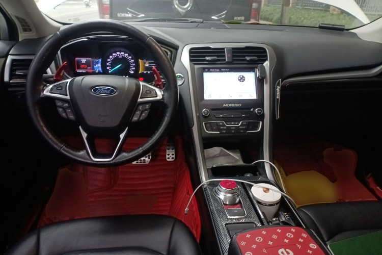 福特 蒙迪欧 2017款 改款 EcoBoost 200 豪华型中控内饰12