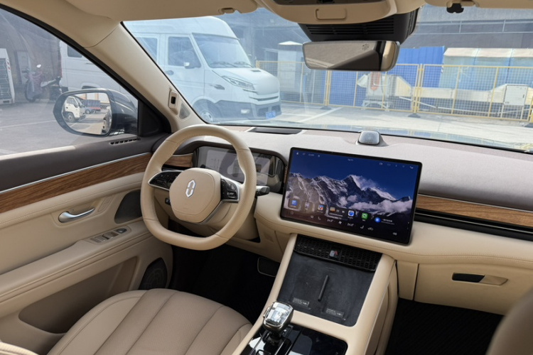 鸿蒙智行 问界M7 2024款 1.5T 后驱Plus版 5座局部细节9003