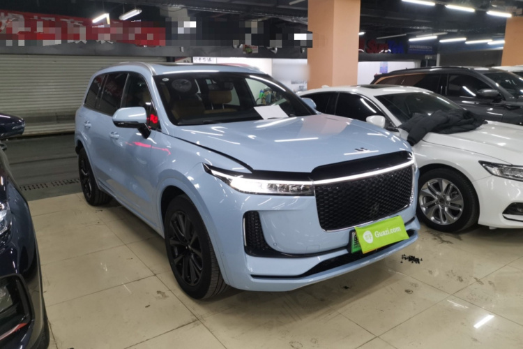 理想汽车 理想ONE 2020款 增程6座版车身外观3